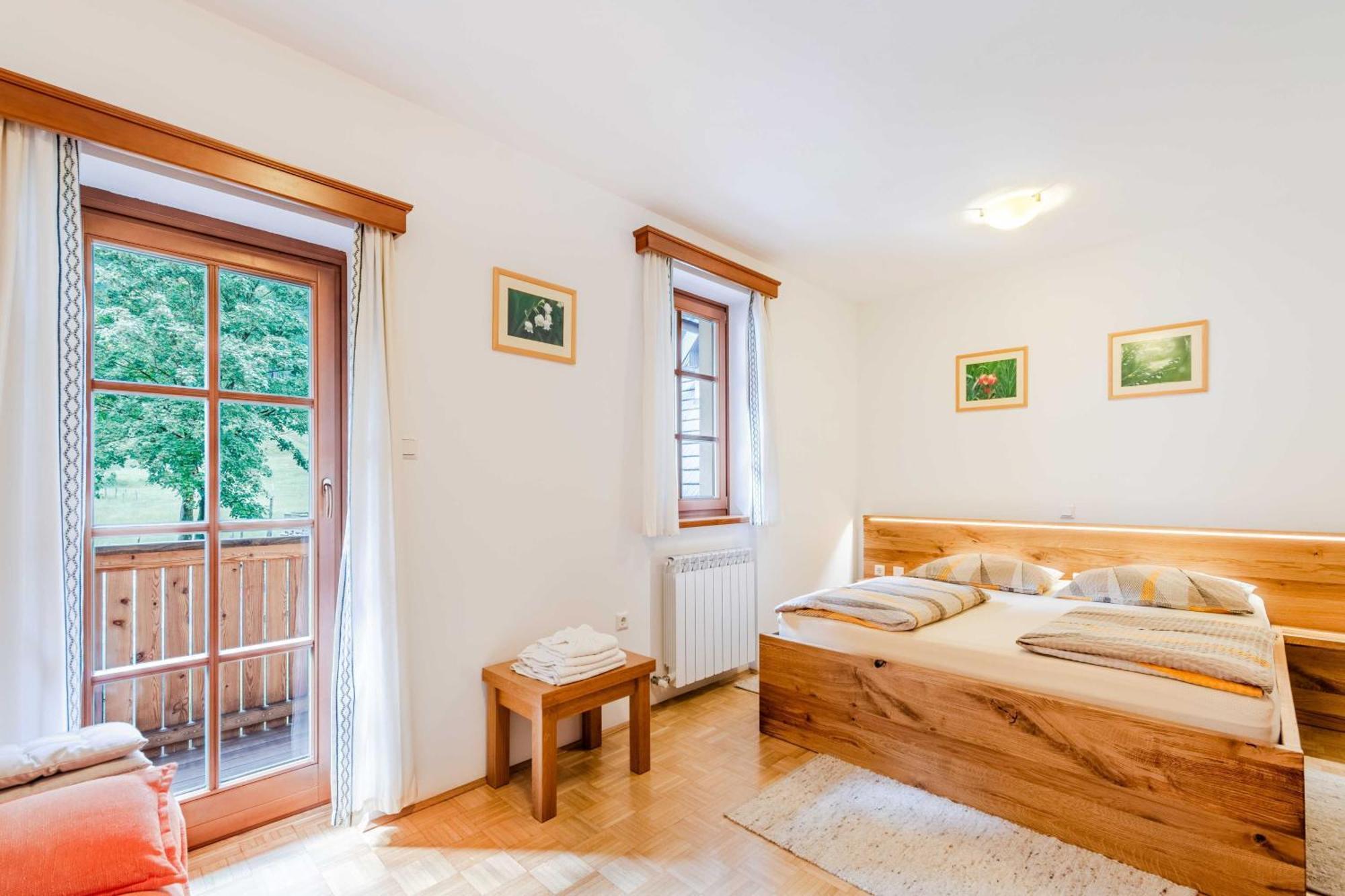 Apartma Miranda Log pod Mangartom Bagian luar foto