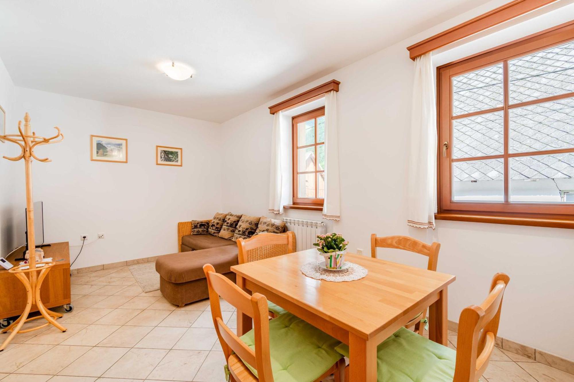 Apartma Miranda Log pod Mangartom Bagian luar foto